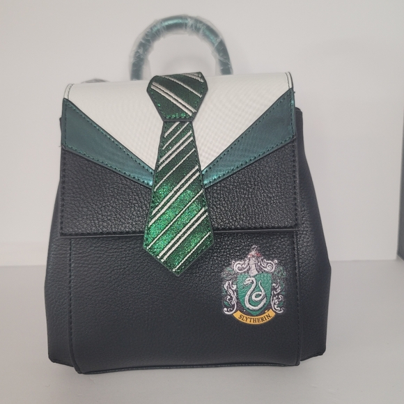 Slytherin Backpack Harry Potter sold at Universal Studios - Picture 4 of 14
